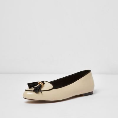 Nude patent wide fit loafer